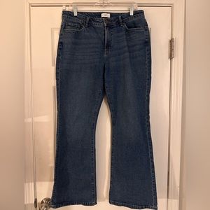 Curvy Bootcut Denim